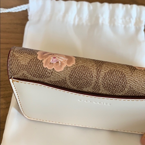 NEW Coach Pink Floral Card Wallet - Picture 4 of 6